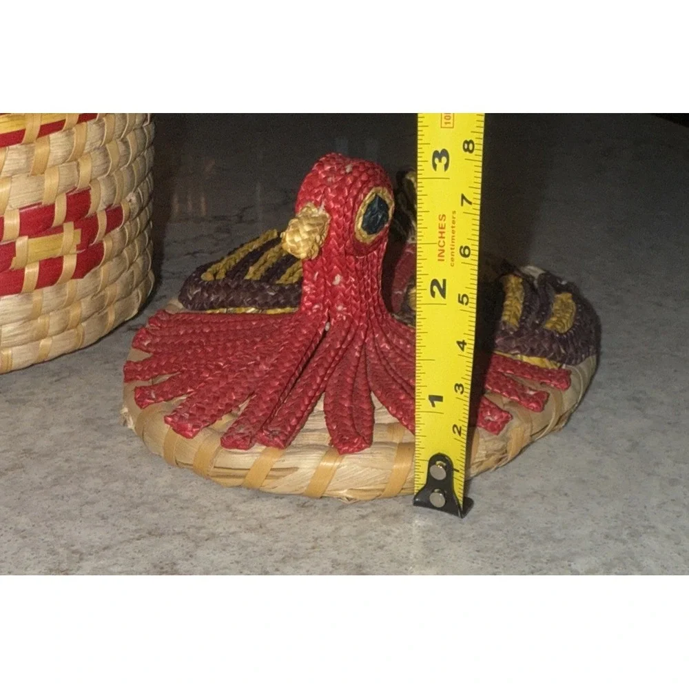 Vintage Handwoven Chicken Basket with Lid Straw Coiled Cottage Farmhouse 7.5x5.5